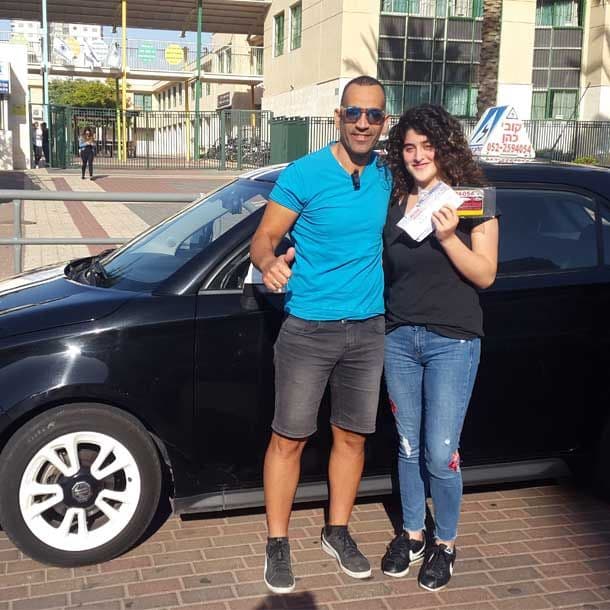 תלמיד לאחר קבלת רישיון